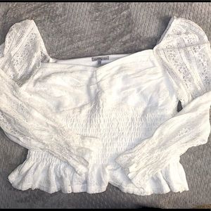 MilkMaid Top- Off shoulder Long Sleeve Lace (NW)